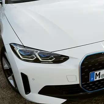 Laser-sharp horizons.