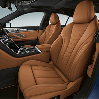 Multifunction seats for driver and front passenger