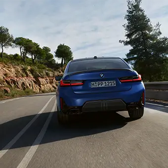 Active cruise control with Stop&Go function.